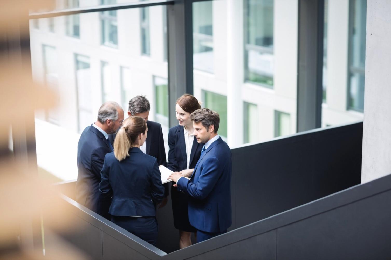Equipo de kelesalioirion planificando el futuro de las finanzas personales