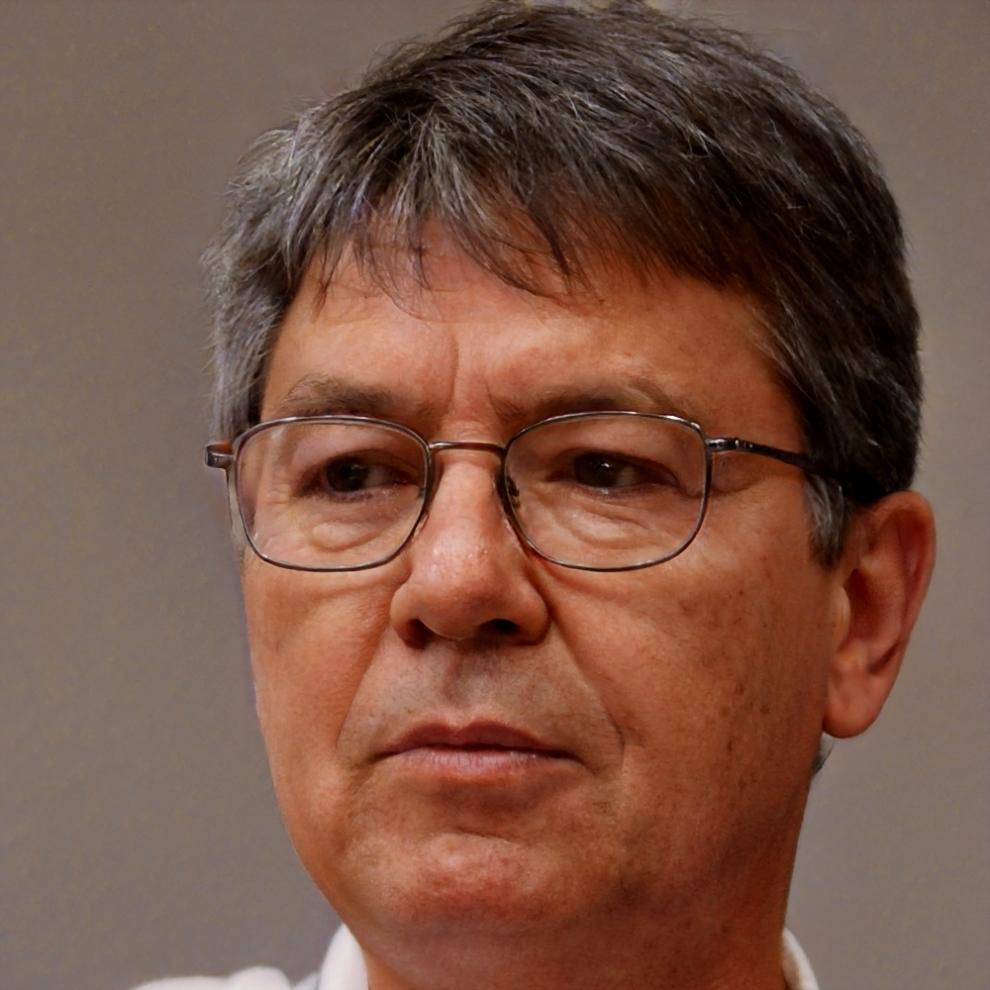 Retrato profesional de Rodrigo Mendizábal